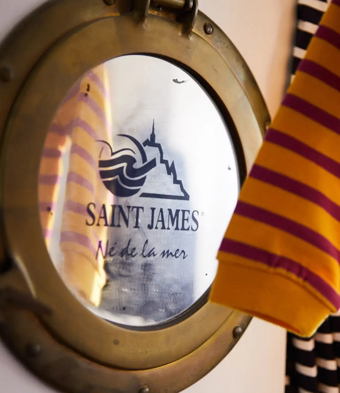 Spiegel im Geschäft